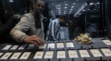 استقرار عيار 21.. أسعار الذهب في مصر تتحدى التراجع المفاجئ للمعدن عالميًا